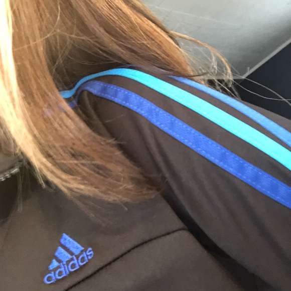 SOLD••••Adidas jacket 💙🖤 - Picture 5 of 5